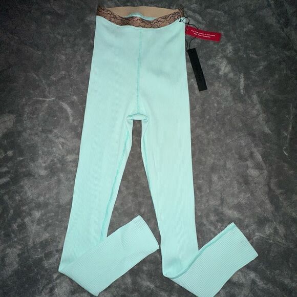 NWTs Carbon38 Printed Band High Rise 7/8 Ribber Leggings Size XS in Icy - Picture 1 of 7